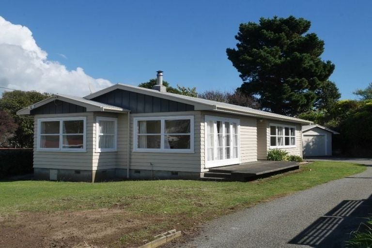 Photo of property in 15 Hillcrest Road, Raumati South, Paraparaumu, 5032