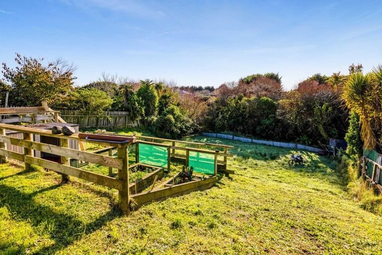Photo of property in 65 Iredale Road, Hawera, 4610
