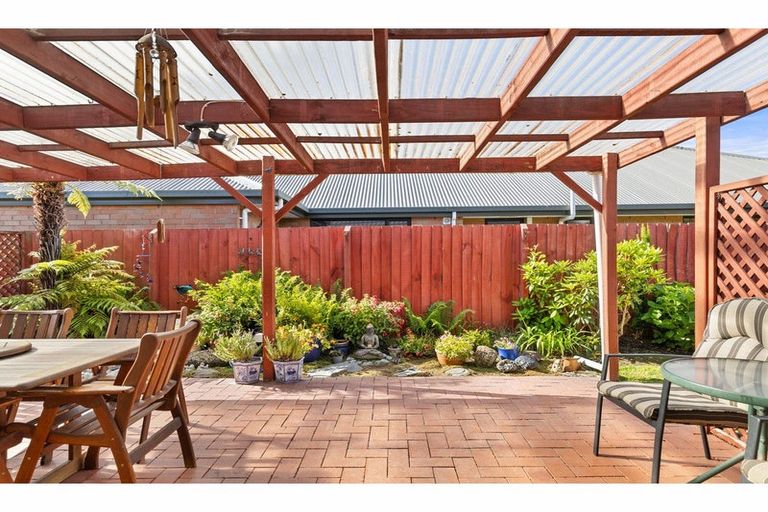 Photo of property in 58 Mauger Drive, Heathcote Valley, Christchurch, 8022