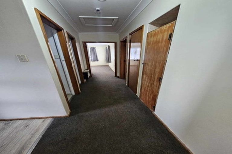 Photo of property in 18 Ashton Terrace, Castlecliff, Whanganui, 4501