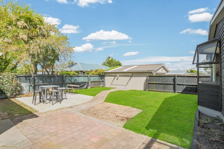 Photo of property in 12 Thurso Place, New Brighton, Christchurch, 8083