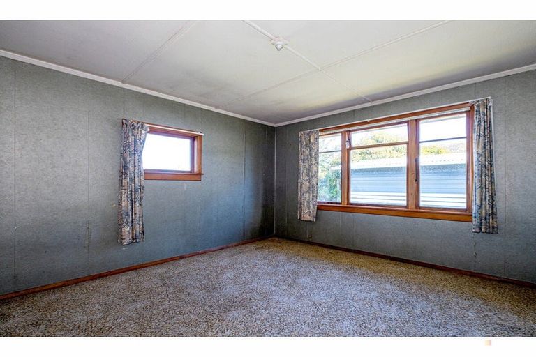 Photo of property in 6 Parsonage Road, Waimate, 7924
