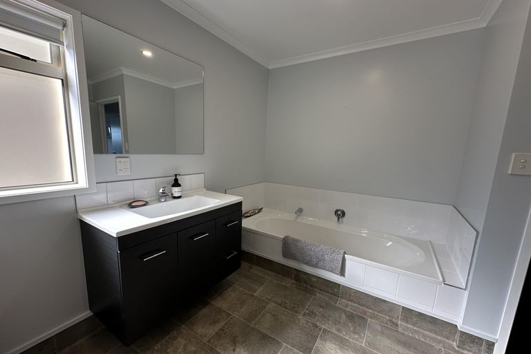 Photo of property in 11a Gregson Drive, Huntly, 3700