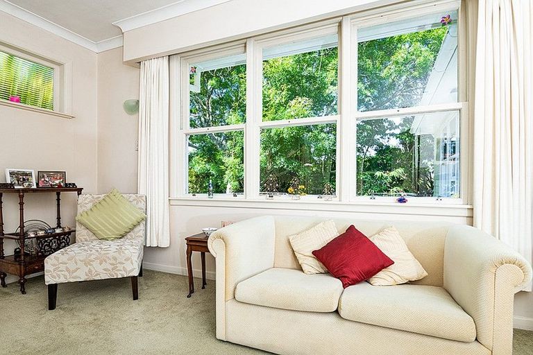 Photo of property in 51 Tarawera Road, Johnsonville, Wellington, 6037