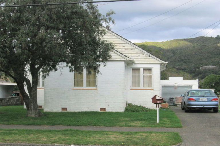 Photo of property in 130 Reynolds Street, Taita, Lower Hutt, 5011
