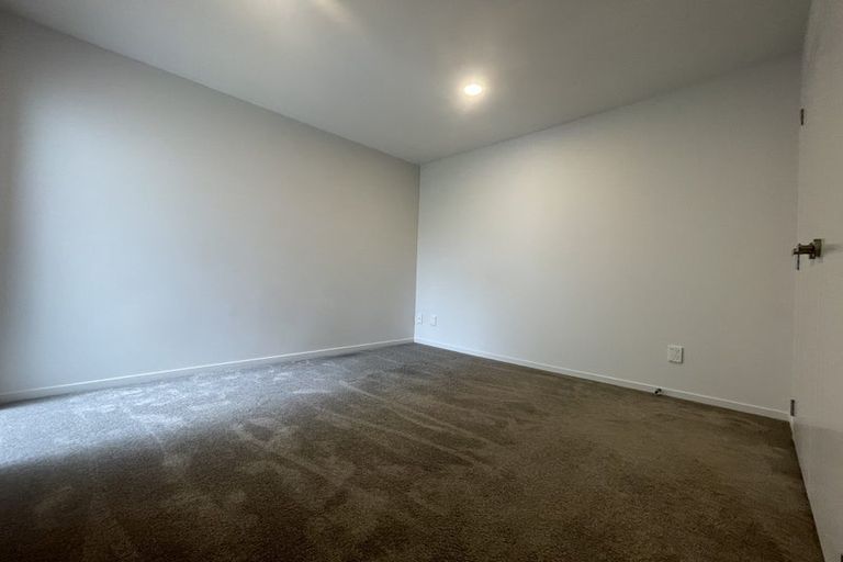 Photo of property in 6 Arran Point Parade, Orewa, 0931