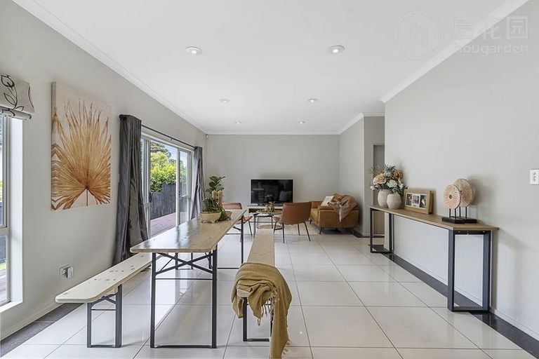 Photo of property in 17 Miromiro Street, Greenhithe, Auckland, 0632