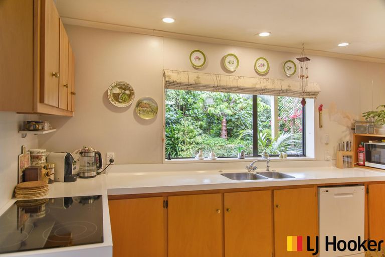 Photo of property in 10 Larkspur Court, The Gardens, Auckland, 2105