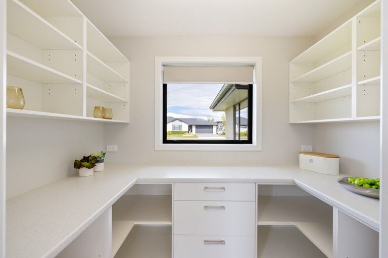 Photo of property in 15 Johnson Avenue, Amberley, 7410