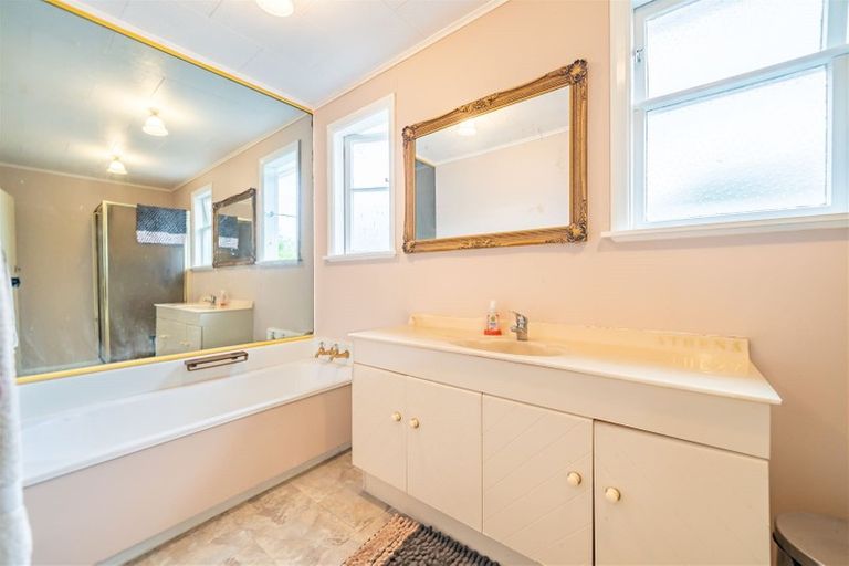 Photo of property in 4 Mckay Street, Wainuiomata, Lower Hutt, 5014