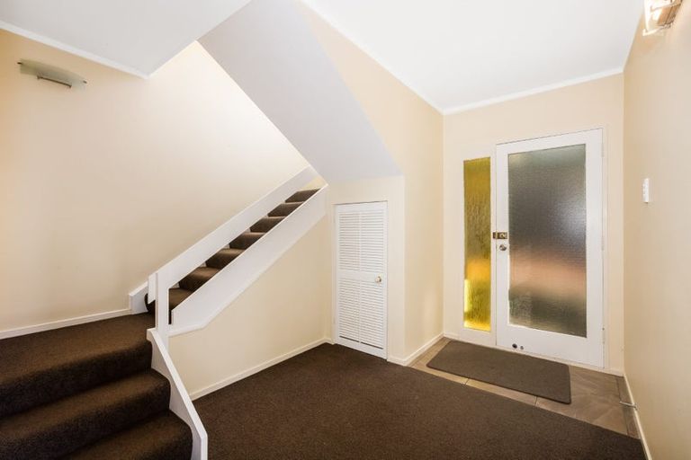 Photo of property in 2/10 Yarrow Place, Papakowhai, Porirua, 5024