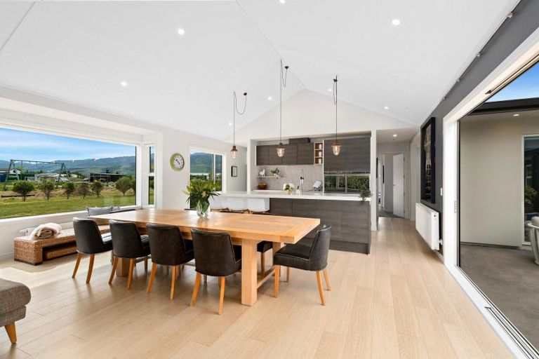 Photo of property in 28 Shortcut Road, Cromwell, 9310