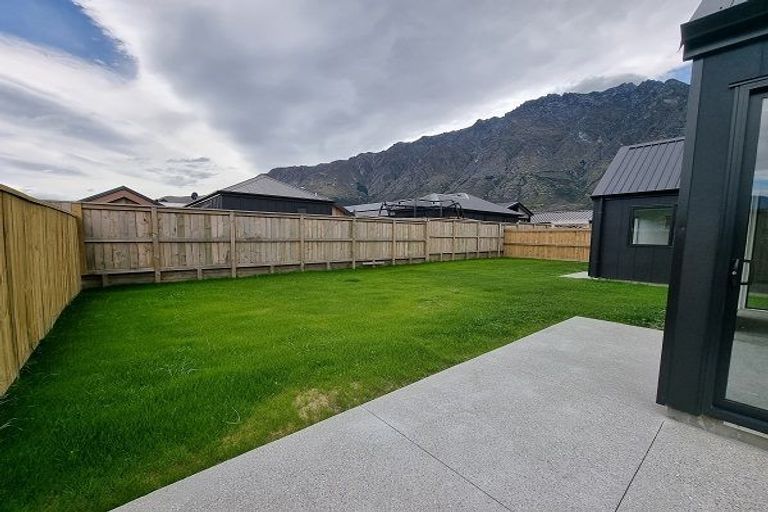 Photo of property in 36 Corriedale Road, Jacks Point, 9371