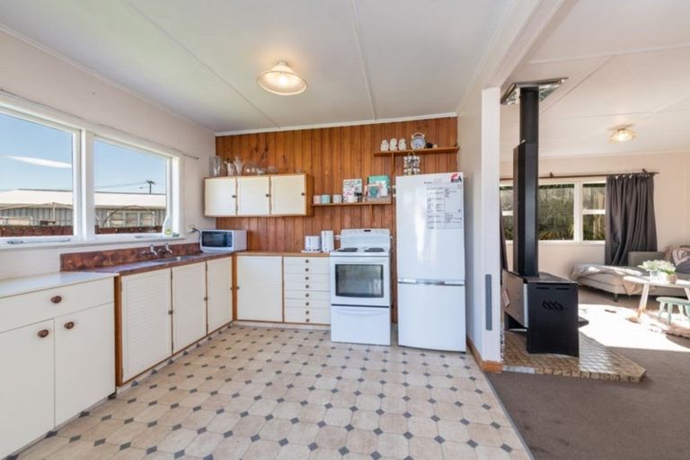 Photo of property in 15a Chisnall Street, Richmond, 7020