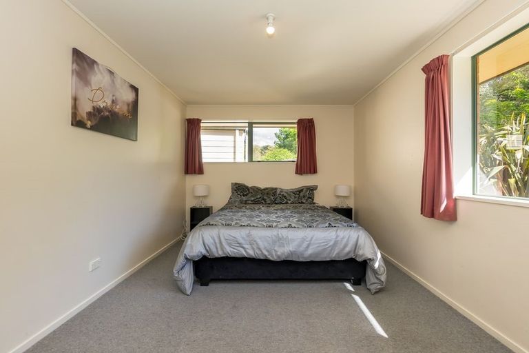 Photo of property in 76 Joyce Road, Hampden, 9410