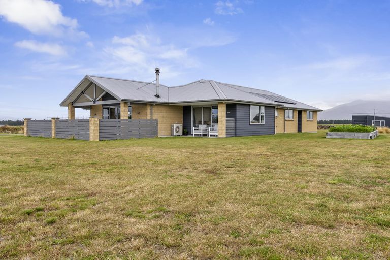Photo of property in 81 Old Glen Lyon Road, Twizel, 7999