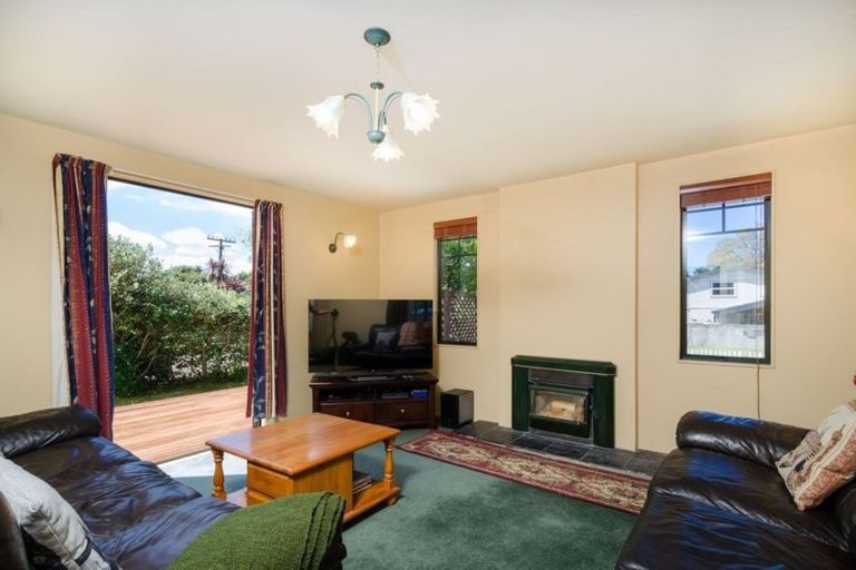 Photo of property in 7 Holgate Avenue, Herald Island, Auckland, 0618