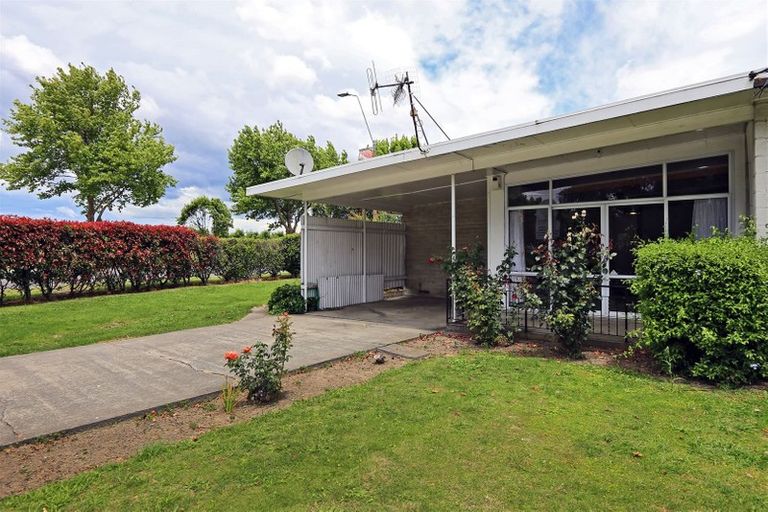 Photo of property in 247 Kenilworth Road, Mayfair, Hastings, 4122