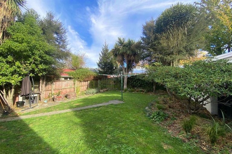 Photo of property in 1/25 Remuera Avenue, Cashmere, Christchurch, 8022