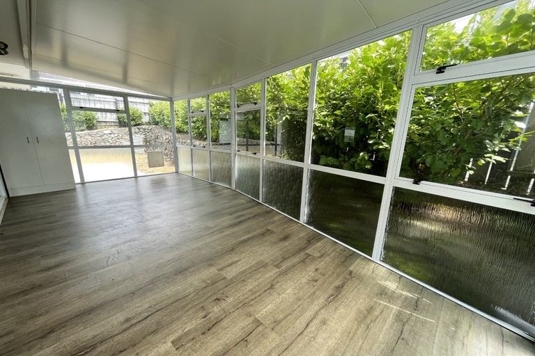 Photo of property in 20 Woolwich Close, Whitby, Porirua, 5024