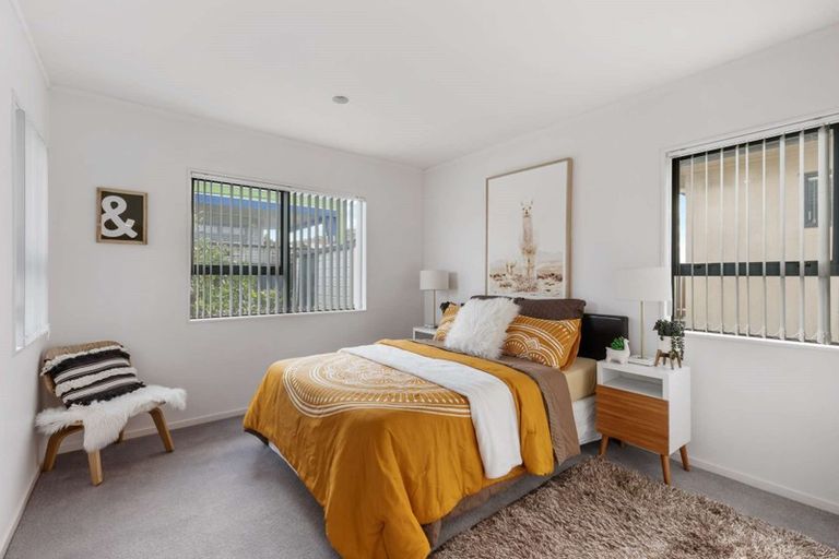 Photo of property in 86b Queen Street, Waiuku, 2123