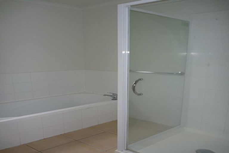 Photo of property in 41 Tiri Tiri Road, Birkdale, Auckland, 0626