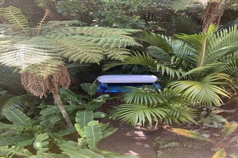 Photo of property in 107 Hadfield Street, Beach Haven, Auckland, 0626