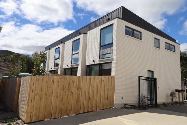 Photo of property in 10 Rimu Street, Naenae, Lower Hutt, 5011