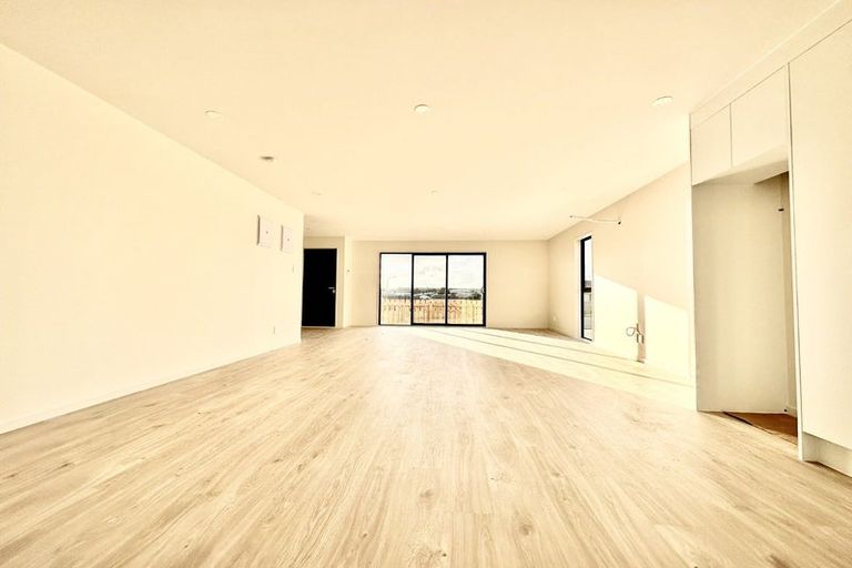 Photo of property in 20b Finlayson Avenue, Clendon Park, Auckland, 2103