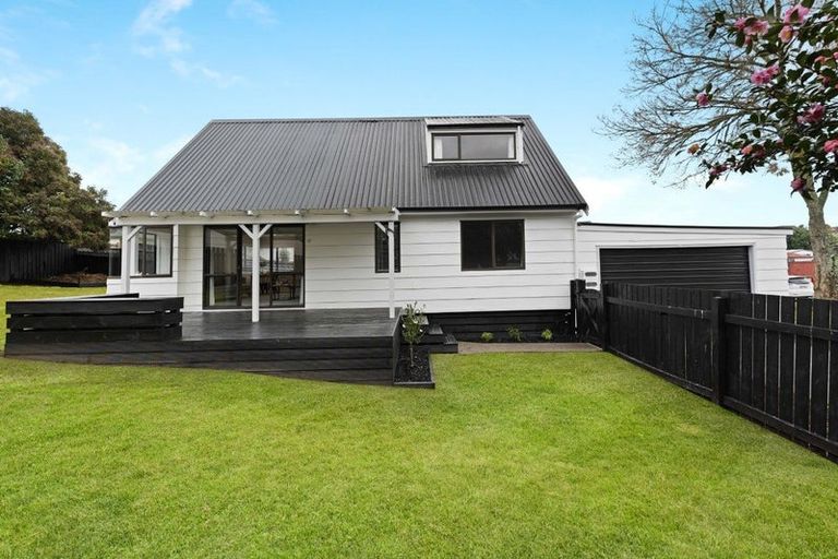 Photo of property in 17 Caulfield Place, Nawton, Hamilton, 3200