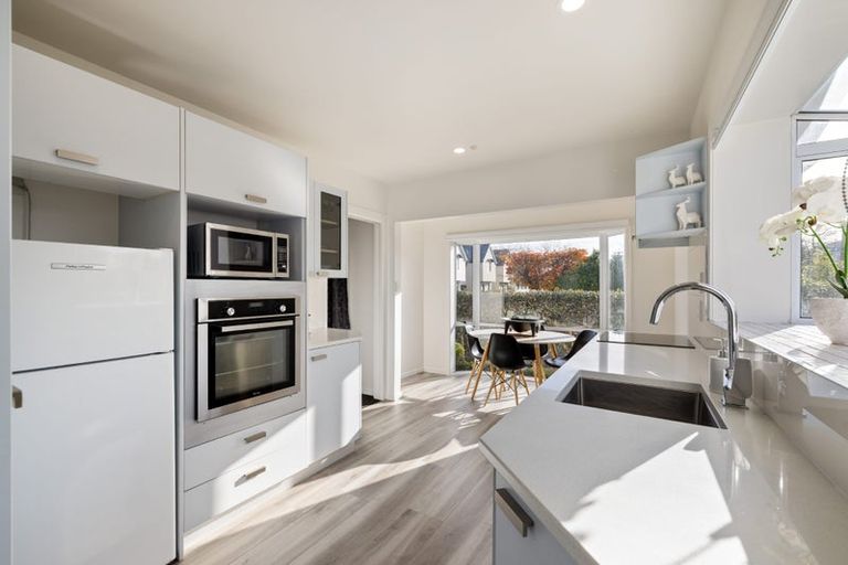 Photo of property in 33 Stoneyhurst Street, St Albans, Christchurch, 8014