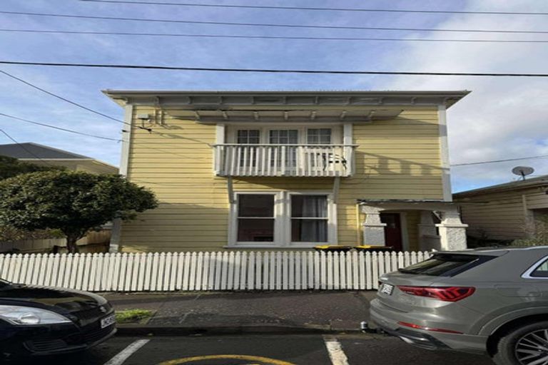Photo of property in 12 Goring Street, Thorndon, Wellington, 6011