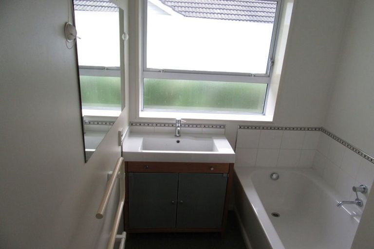 Photo of property in 6 Hounslow Street, Ilam, Christchurch, 8041