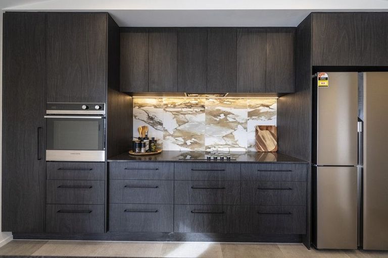 Photo of property in 1 Panui Avenue, Helensville, 0800