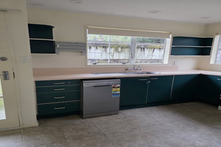Photo of property in 17b Tweed Road, Papakowhai, Porirua, 5024