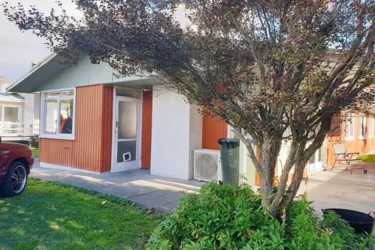 Photo of property in 10 Upham Street, Havelock North, 4130