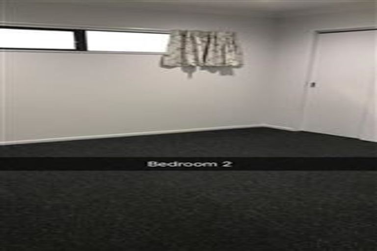 Photo of property in 45b Kakariki Grove, Waikanae, 5036