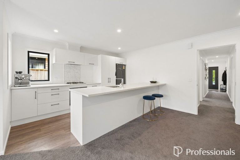 Photo of property in 17 Ford Road, Manor Park, Lower Hutt, 5019