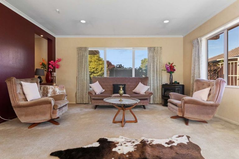 Photo of property in 9 Mcleod Place, Papamoa Beach, Papamoa, 3118