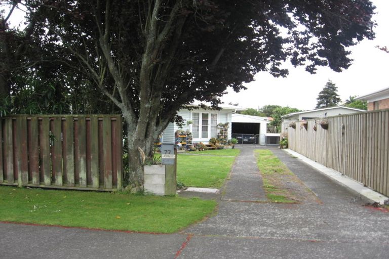 Photo of property in 77 Rosehill Drive, Rosehill, Papakura, 2113