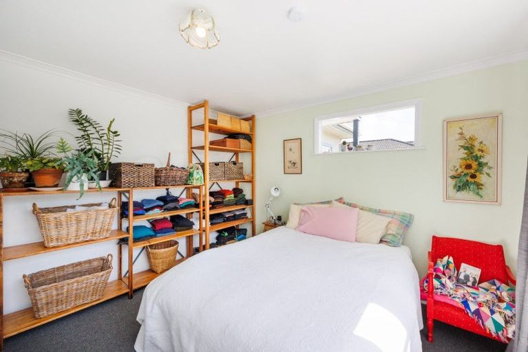 Photo of property in 206 Vogel Street, Roslyn, Palmerston North, 4414