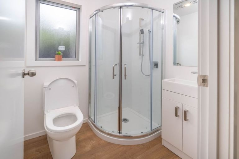 Photo of property in 51 Effingham Street, North New Brighton, Christchurch, 8083