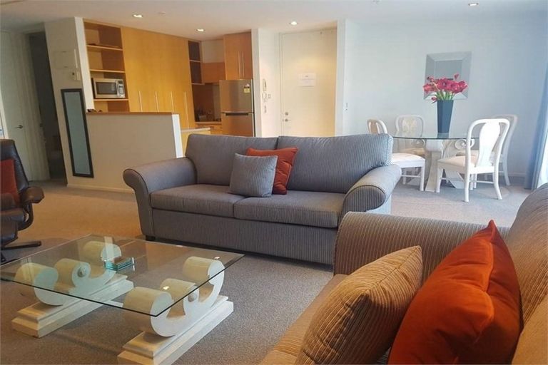 Photo of property in 7/2 Lowell Place, Waipahihi, Taupo, 3330