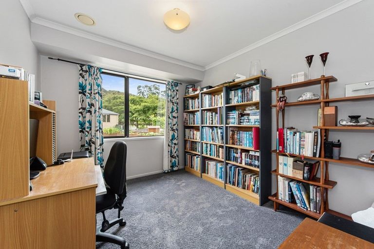 Photo of property in 17 Kauri Lane, Huntly, 3771