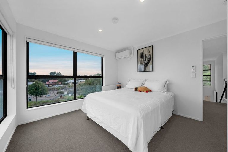 Photo of property in 4 Matairangi Avenue, Totara Heights, Auckland, 2105