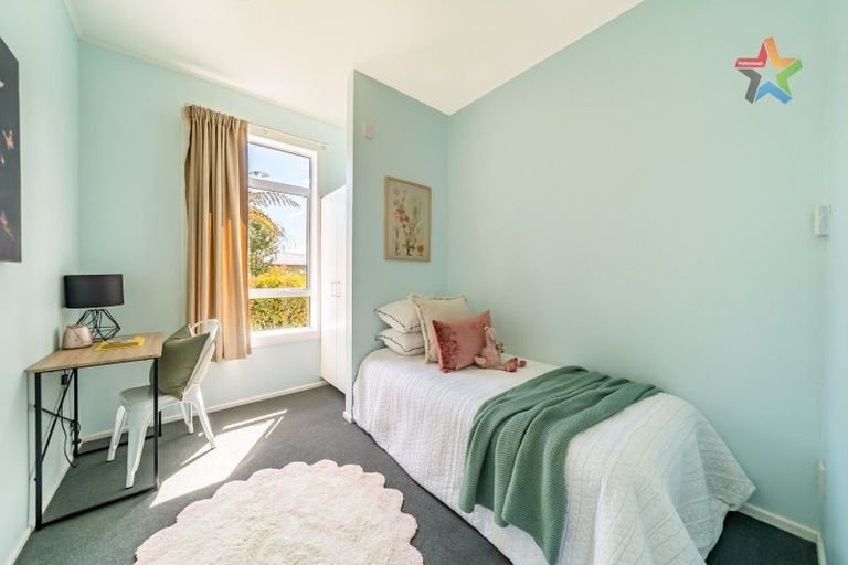 Photo of property in 8b Awamutu Grove, Waiwhetu, Lower Hutt, 5010