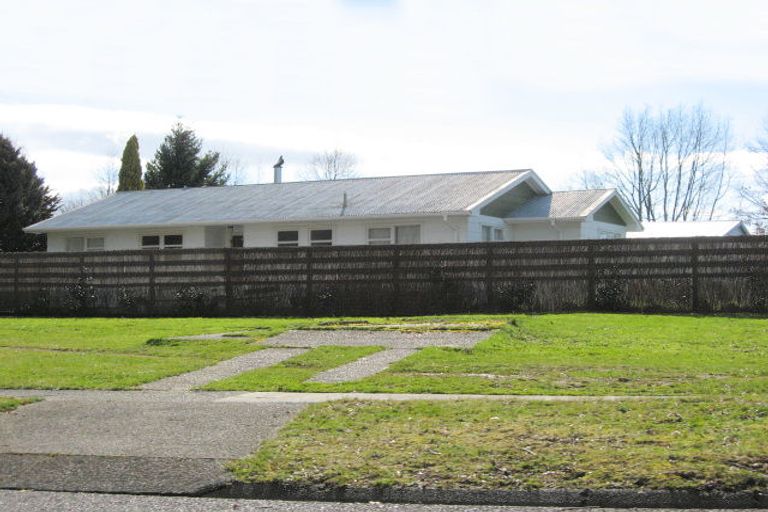 Photo of property in 21 Te Hei Place, Turangi, 3334