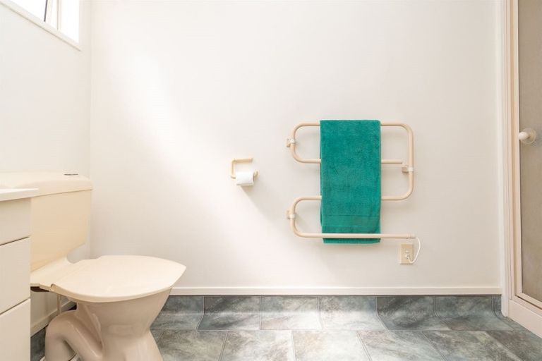 Photo of property in 55 Lansdowne Crescent, Glenview, Hamilton, 3206