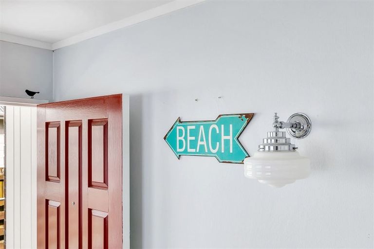 Photo of property in 9c James Street, Plimmerton, Porirua, 5026