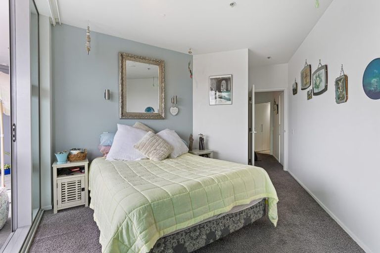 Photo of property in 415/11 Tamariki Avenue, Kelston, Auckland, 0602